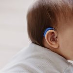 تشخیص و درمان زودهنگام کم شنوایی در کودکان