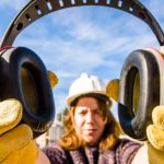 استفاده از محافظ شنوایی