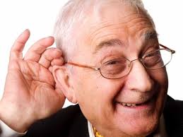 آیا سمعک‌ها می‌توانند فعالیت بدنی را در بزرگسالان مبتلا به افت شنوایی بهبود بخشند؟