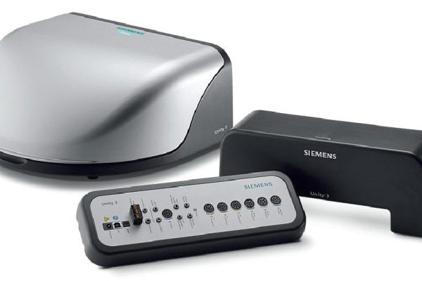 یک دســتگاه تشخیصی و فیتینگ